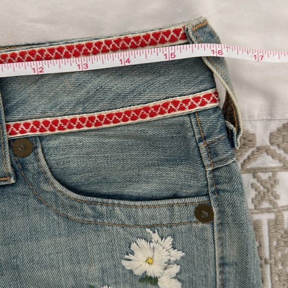 True Religion Brand Jeans Embroidered Joey Shorts - Picture 10 of 11